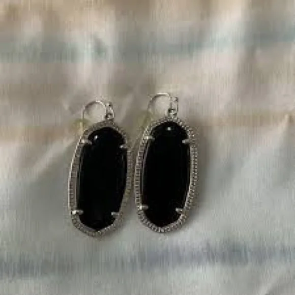 Kendra Scott Elle Silver Drop Earrings in Black Opaque Glass - Picture 2 of 4